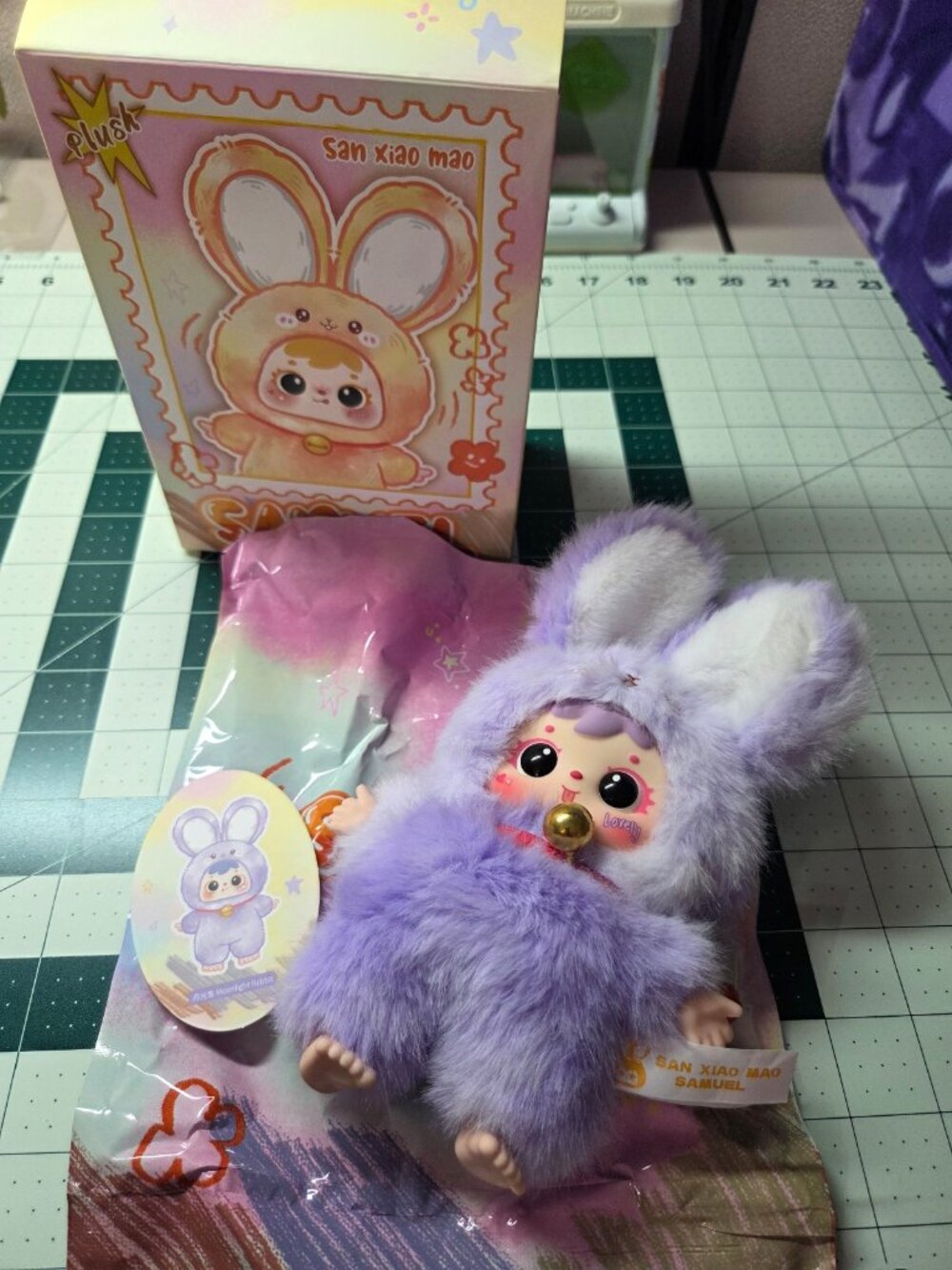 Samuel Magic Colorful Rabbit Moonlight Rabbit - Picture 2 of 4